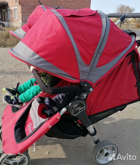 Прогулочная коляска для двойни или погодок