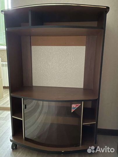 Тумба под телевизор