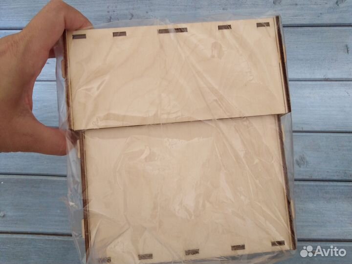 Ящик с крышкой