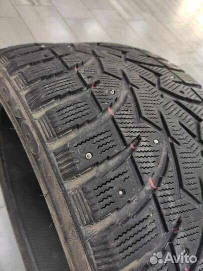 Toyo Observe G3-Ice 275/35 R20