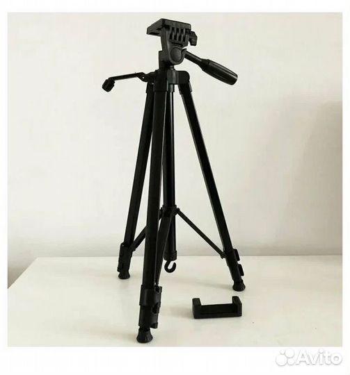 Штатив для фотоаппарата tripod 380A (1.4m)