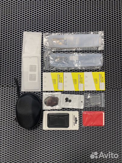 Чехлы на телефон