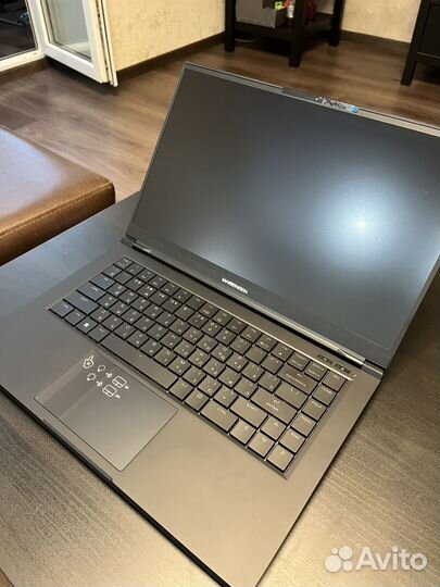 Игровой ноутбук Intel Nuc 15 (maibenben x568)