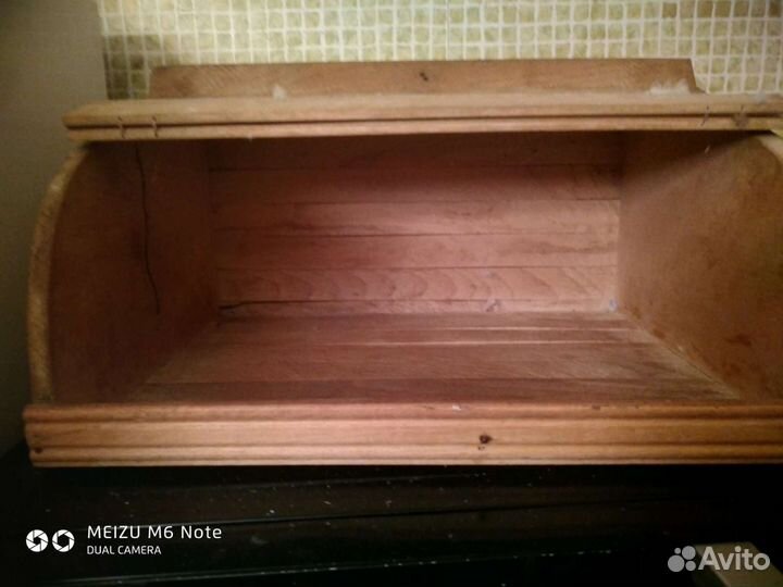 Хлебница деревянная