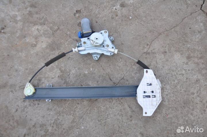 Стеклоподъемник передний правый Chevrolet Epica