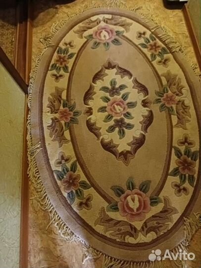 Ковер шерстяной турция Овальный.Розы.на подкладе