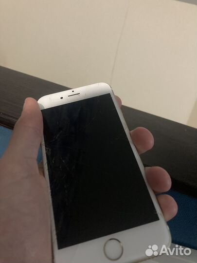 iPhone 6S, 32 ГБ