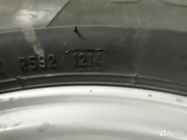 Pirelli Ice Zero 235/55 R17 103T