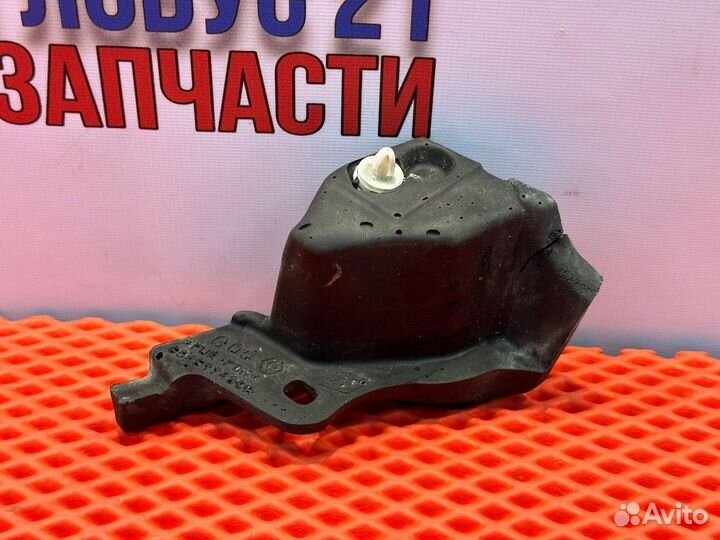 Уголок жабо левый Рено Каптюр Kaptur