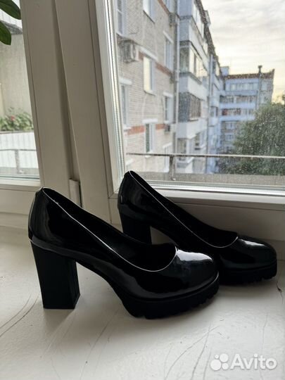 Туфли женские 42 размера