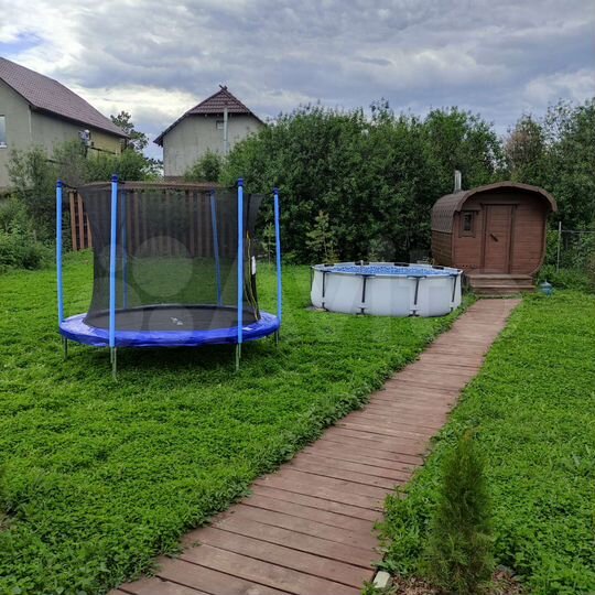 Коттедж 50 м² на участке 7 сот.