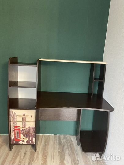 Компьютерный стол