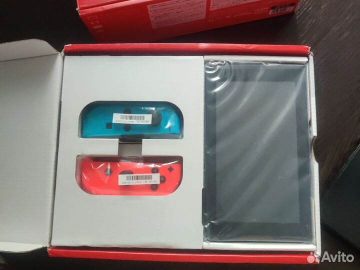 Игровая консоль Nintendo Switch 32GB