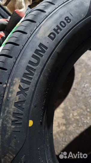 DoubleStar Maximum DH08 215/65 R16 98H