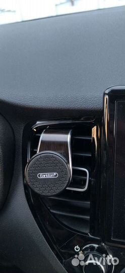 Держатель для телефона в машину