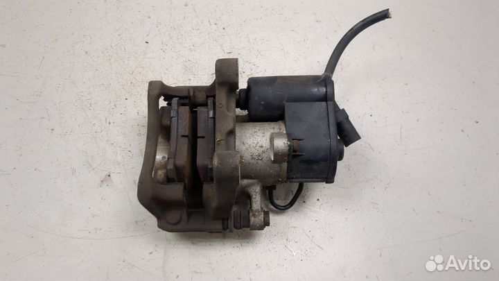 Суппорт левый задний Volkswagen Passat 6, 2007