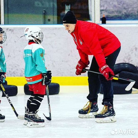 Тренер по хоккею
