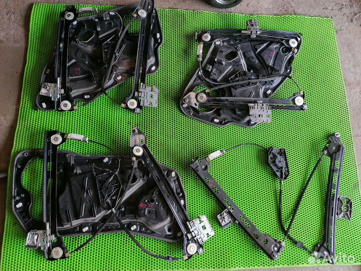 Механизм трапеция на VW Passat 2008-2017 CC