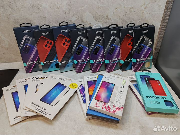 Чехлы и защитные стекла на смартфоны Xiaomi и др