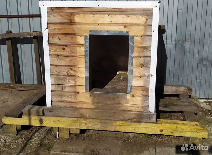 Будка для большой собаки утепленная