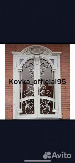 Дверь входная кованая