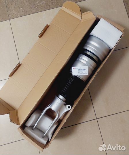 Пневмо амортизатор на Панамера 970 передний новый