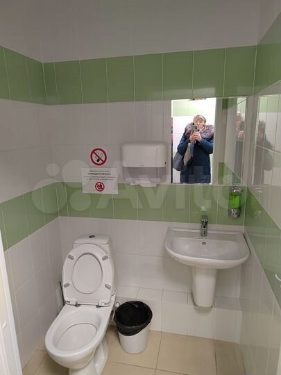 Здание, 1190.6 м²