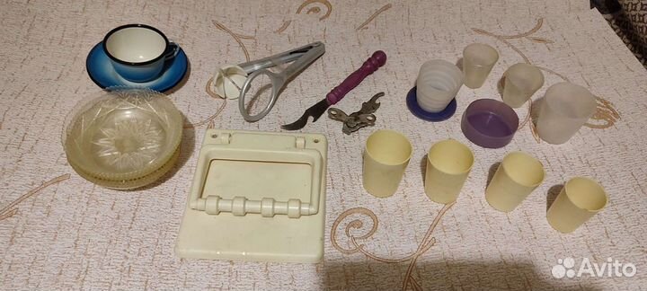 Разная кухонная утварь