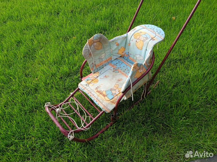 Прогулочная коляска