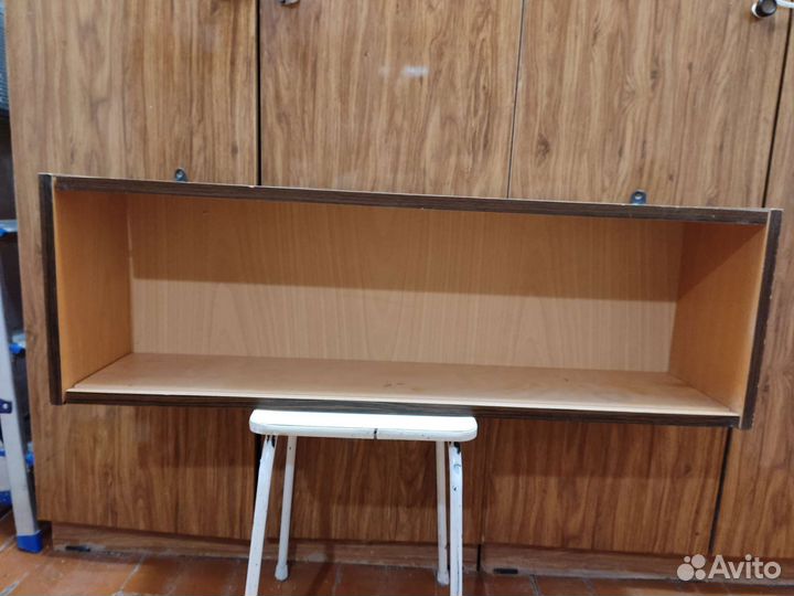 Полка книжная подвесная