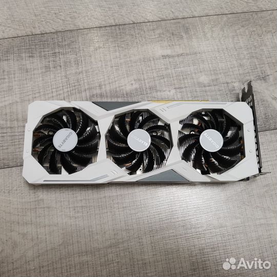 GeForce RTX 2060 super gaming OC 3X white 8GB