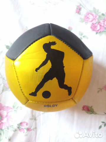 Футбольный мяч Рональдиньо