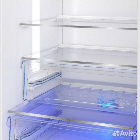 Холодильник с морозильником Beko B3rcnk362HG