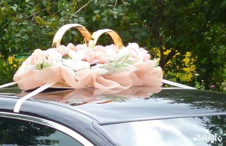 Прокат свадебных украшений для свадебного авто
