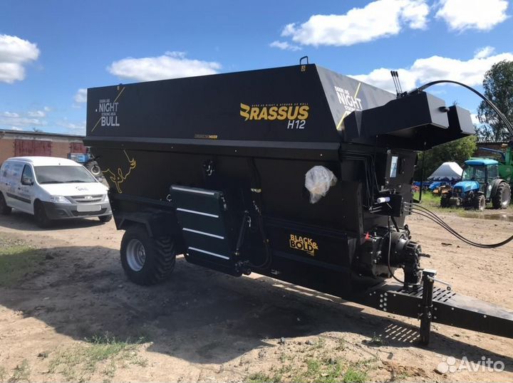 Миксер-кормораздатчик Celikel Brassus H12, 2024