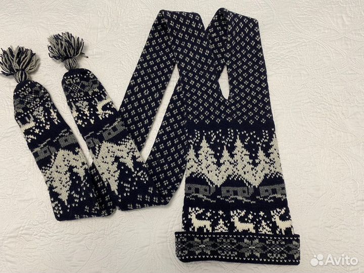 Шапка для мальчика с шарфом