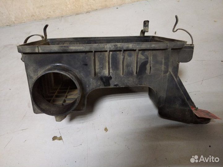 Нижняя часть корпуса воздушного фильтра Hyundai