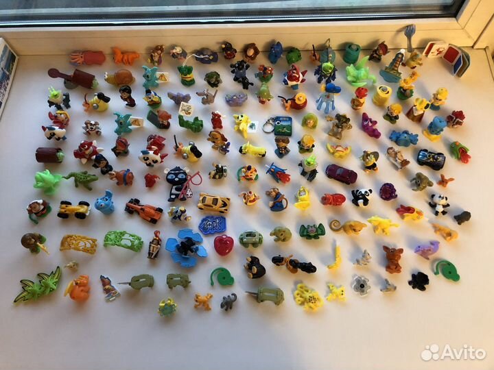 Игрушки из киндеров