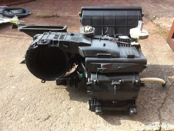 Печка передняя Toyota Sienna 3