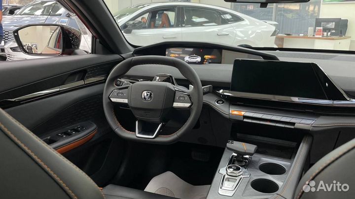 Changan UNI-V 1.5 AMT, 2023