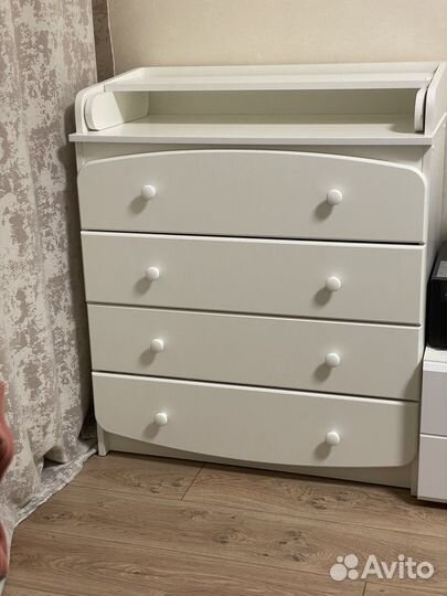 Комод белый