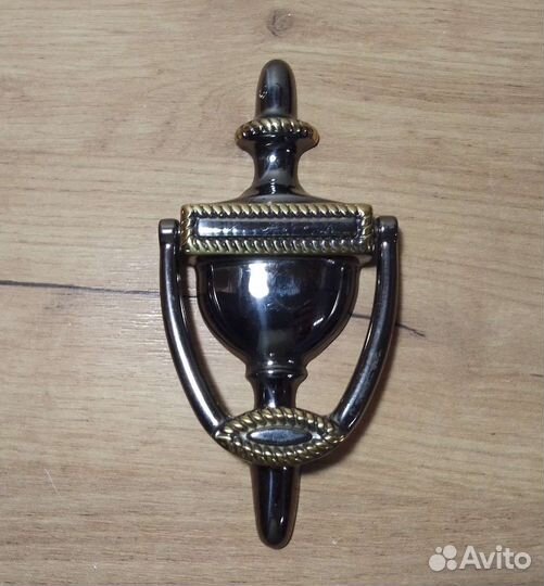 Дверной звонок. Кнокер