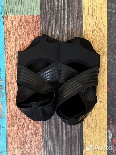 Носки для йоги пилатес противоскользящие