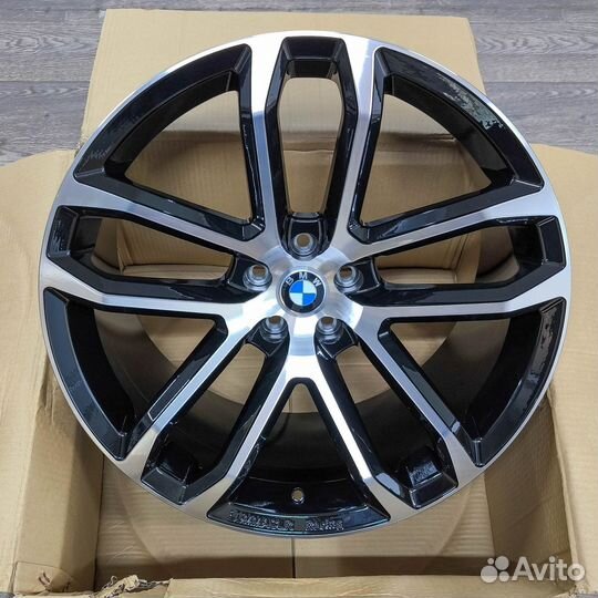Новые кованые диски R22 Lumma CLR BMW X7 G07