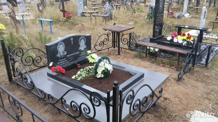 Гранитные и мраморные памятники 