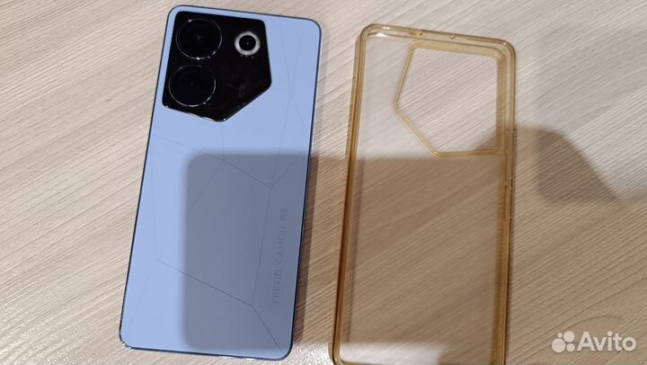 TECNO Camon 20 Pro, 8/256 ГБ