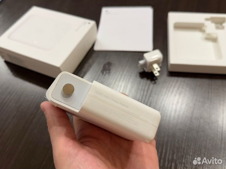 Оригинальный блок питания Apple 140W не работает