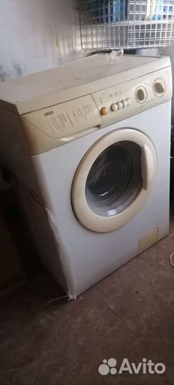 Продам стиральную машину. 6 кг