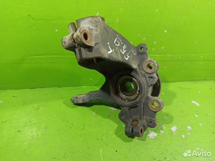 Кулак поворотный левый Ford Focus 3 универсал pnda