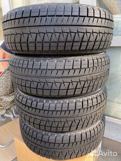 Bridgestone Blizzak Revo GZ 205/60 R16